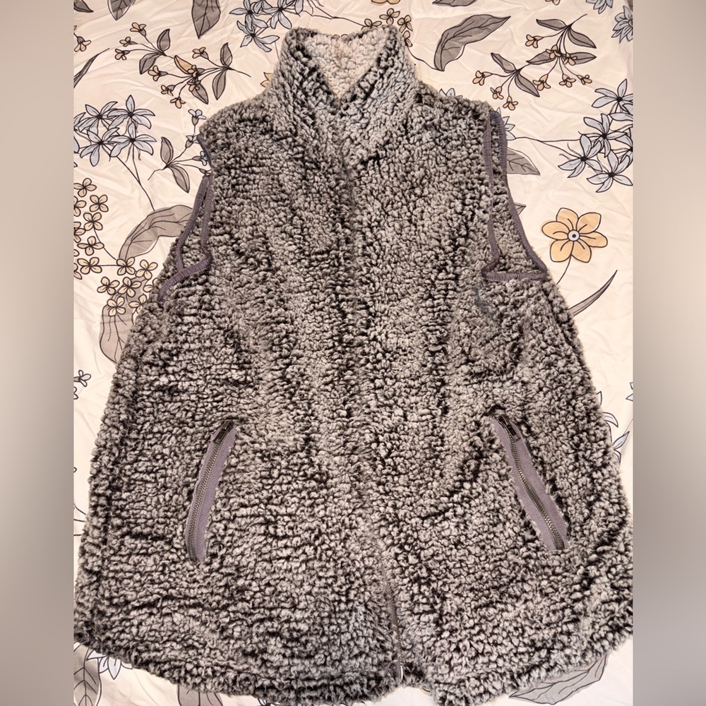Thread & Supply Charcoal and Cream Sherpa Vest